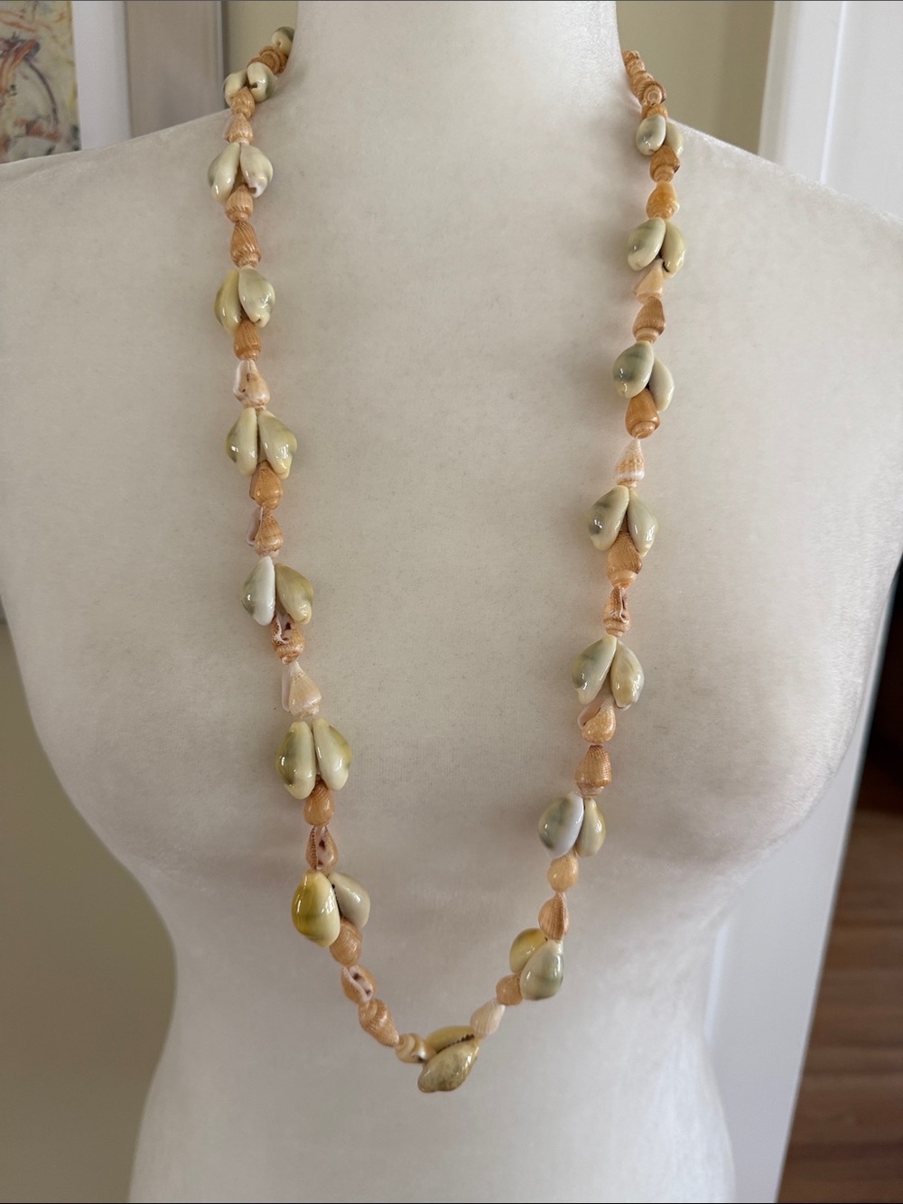 VINTAGE NATURAL COWRIE & CONE SEASHELL STRAND NECKLACE Long Coastal Lei